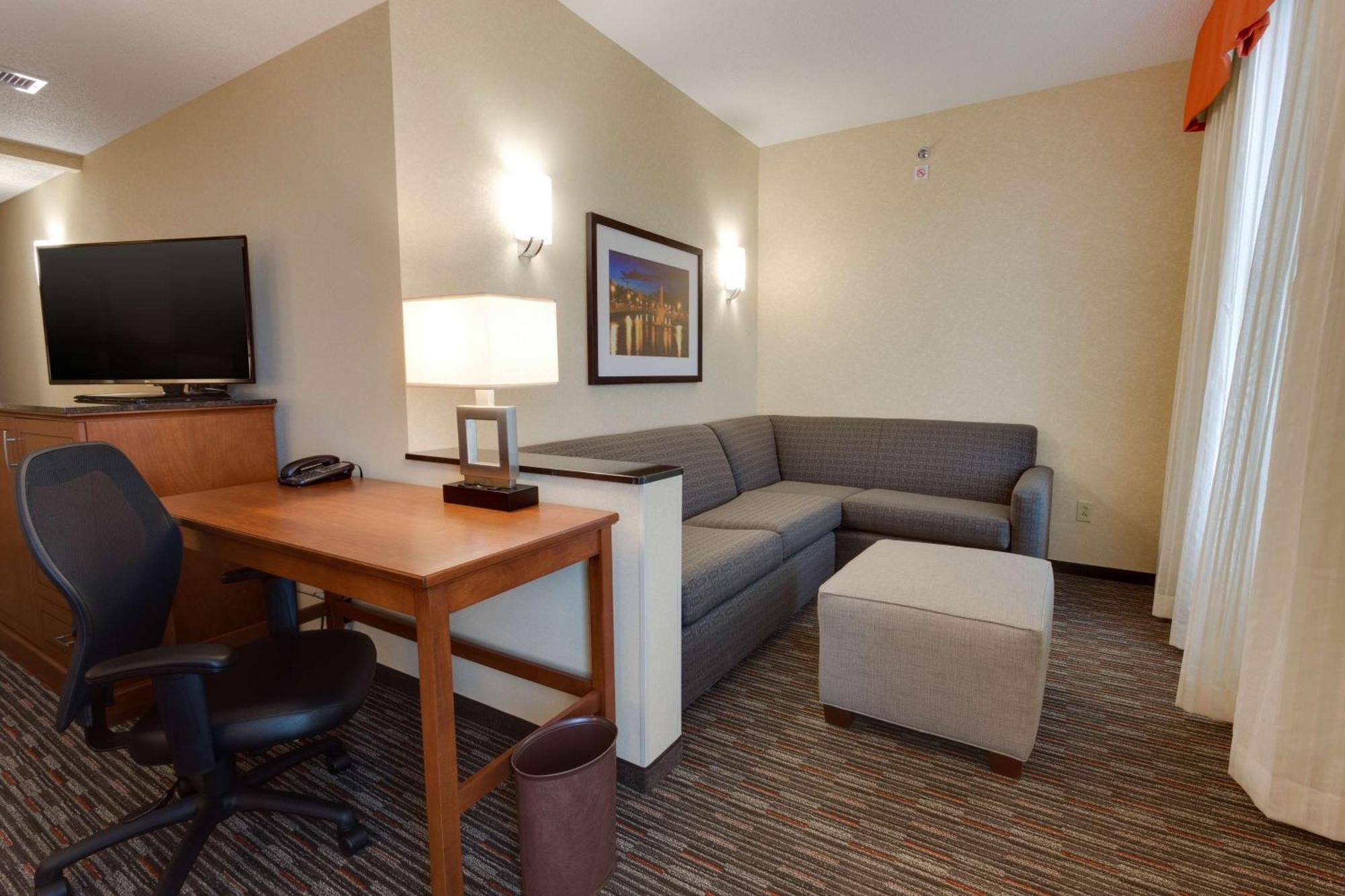 Drury Inn & Suites Fort Myers Airport Fgcu Екстериор снимка